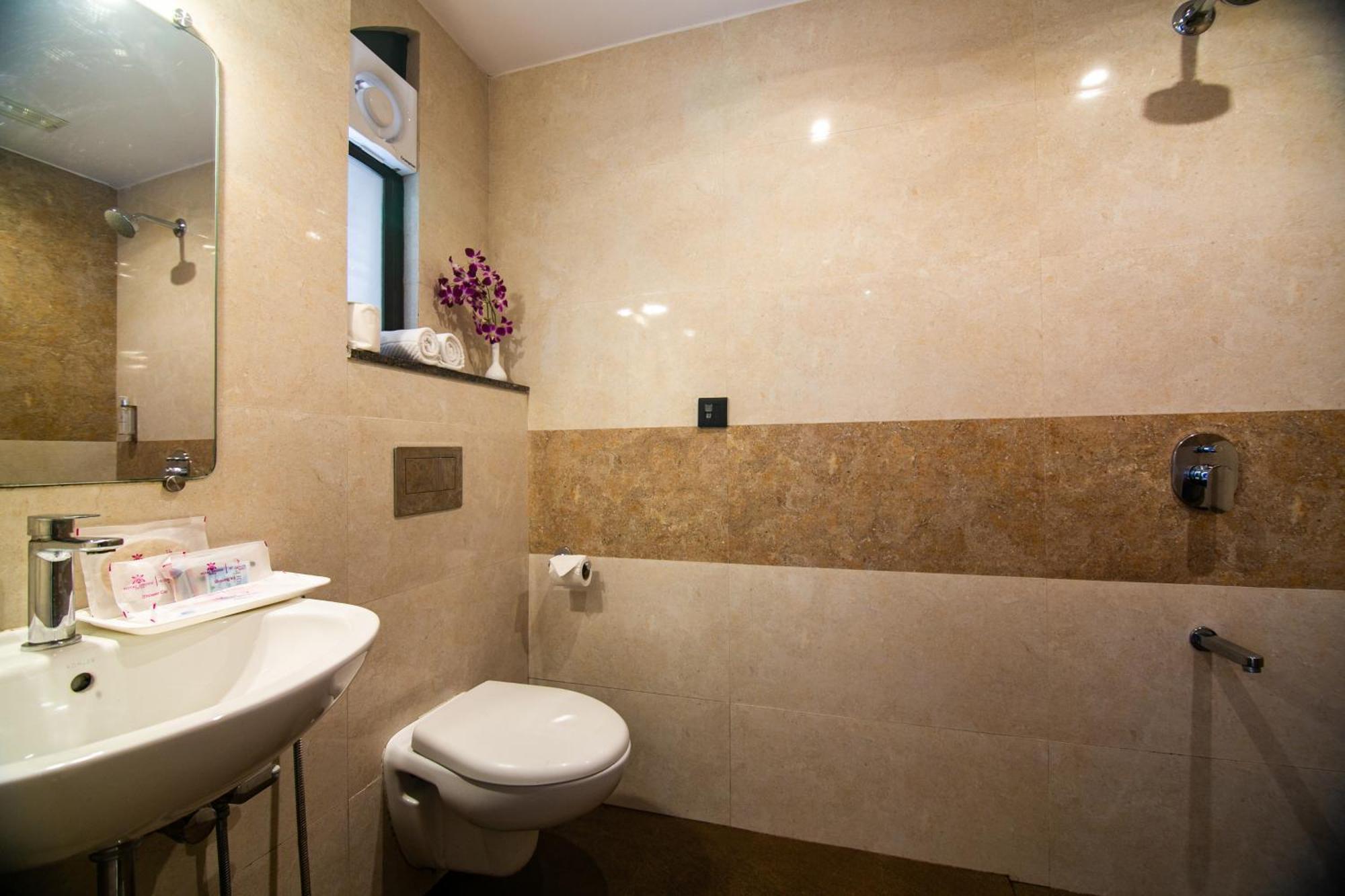 Regenta Inn Palacio De Goa, Panjim 帕纳吉 外观 照片