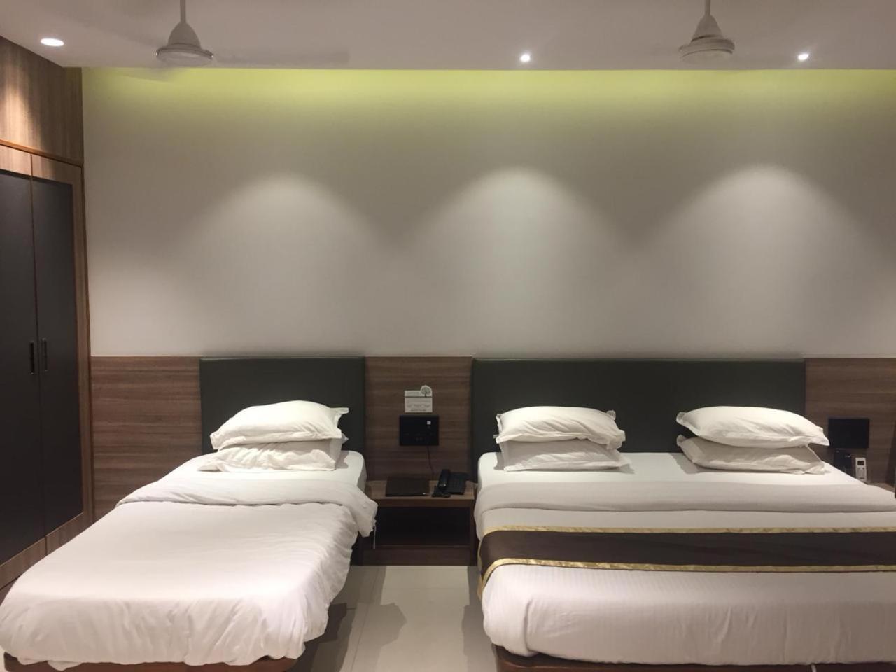 Regenta Inn Palacio De Goa, Panjim 帕纳吉 外观 照片