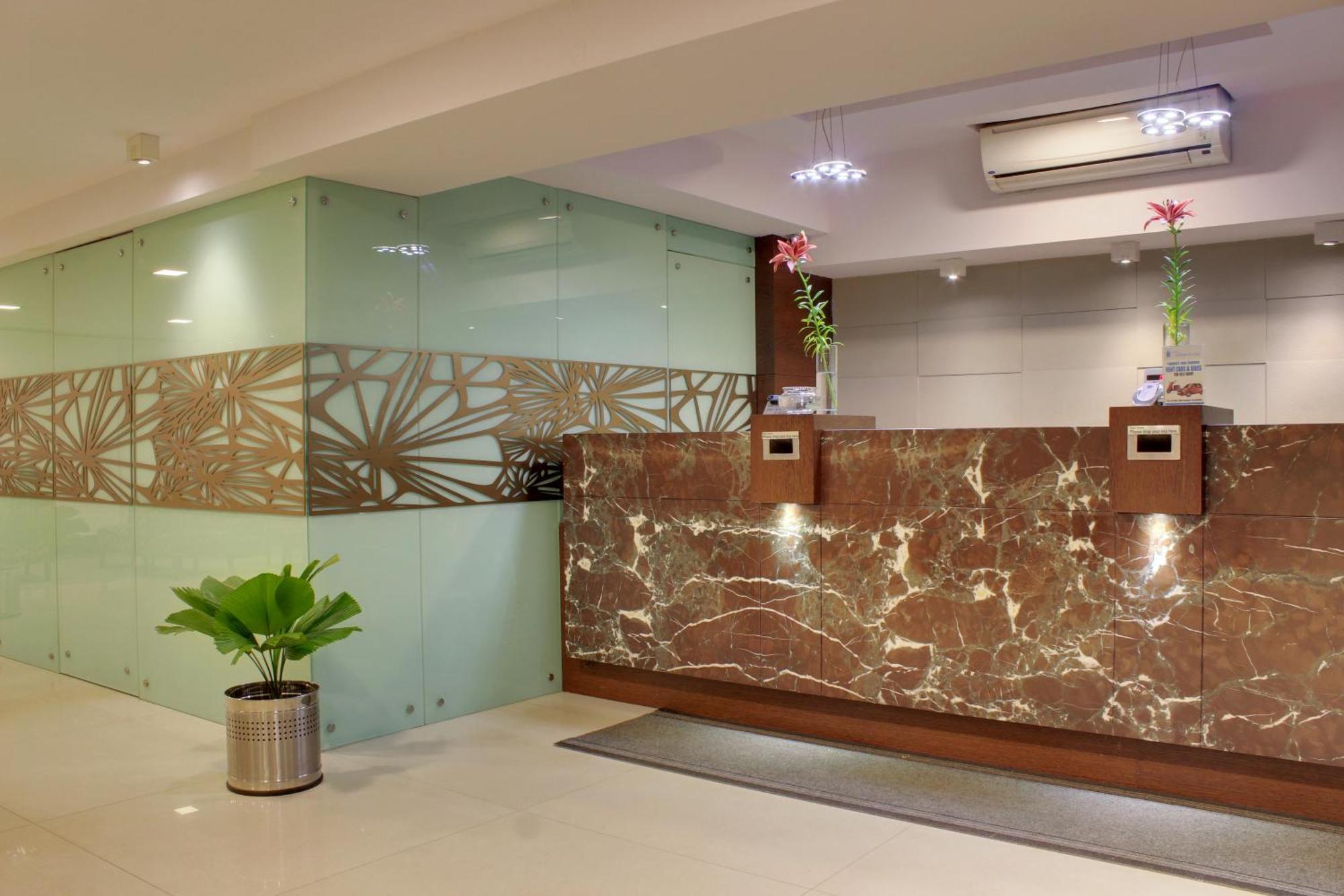 Regenta Inn Palacio De Goa, Panjim 帕纳吉 外观 照片