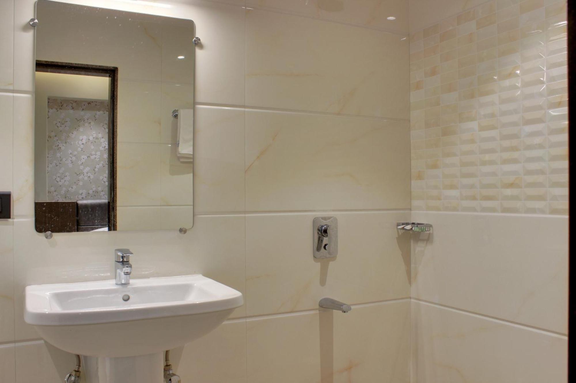 Regenta Inn Palacio De Goa, Panjim 帕纳吉 外观 照片